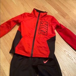 Boys Nike Athletic Outfit